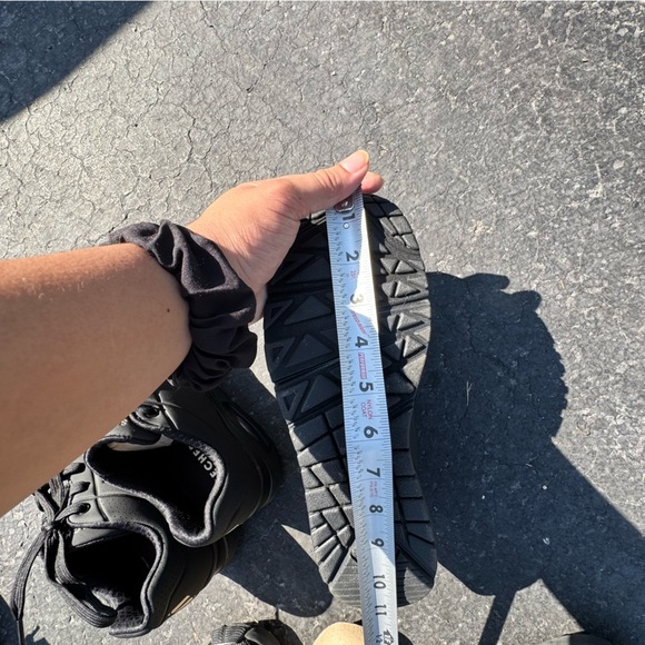 Skechers Street LA Sneakers - Women’s 8.5 Wide- Black - Stand On Air - Like new - Picture 6 of 7